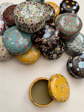 Load image into Gallery viewer, Compact Perfume Balm